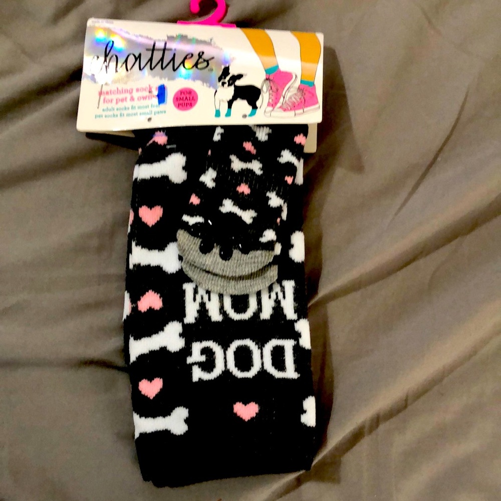 Chatties dog mom and pet sock set